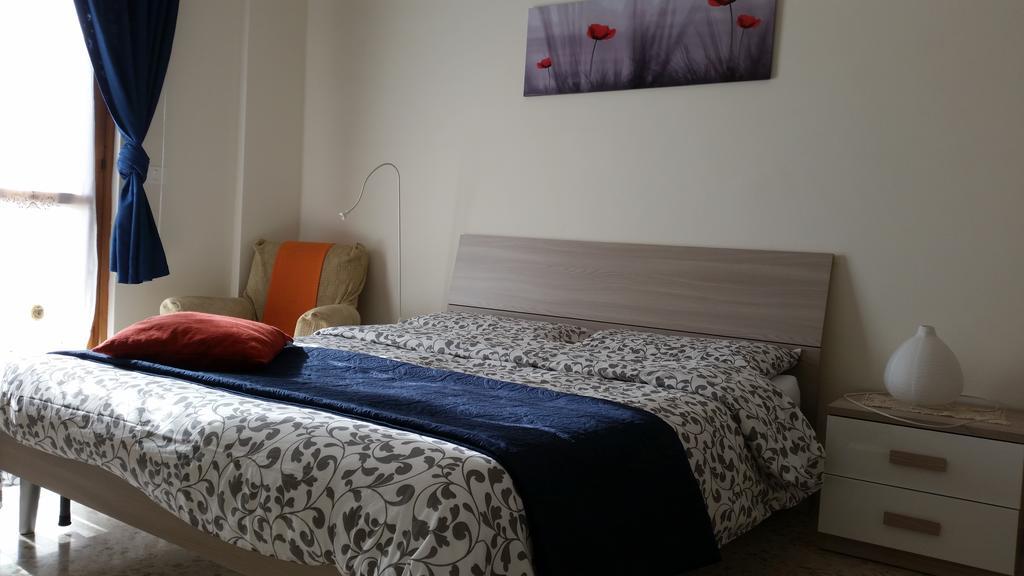 Lian Room B&B Caserte Chambre photo